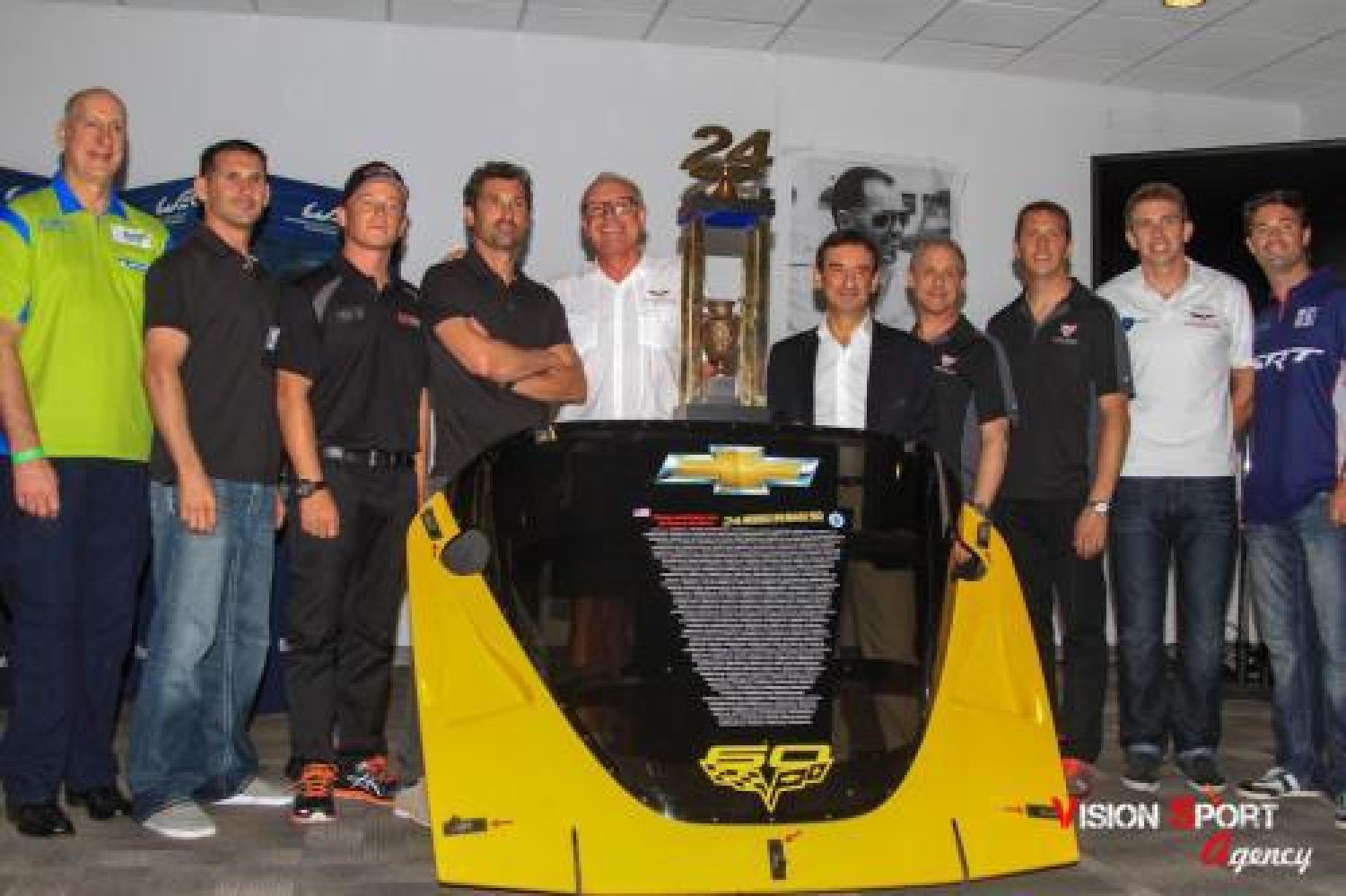 Le Mans Drivers Hall of Fame Hommage à Richard Thompson en compagnie de Corvette