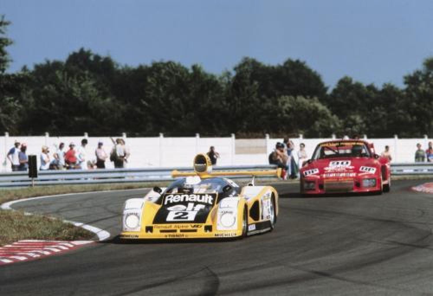21 voitures des 24 Heures du Mans à Genève (16) : la Renault-Alpine A442 B  (1978)