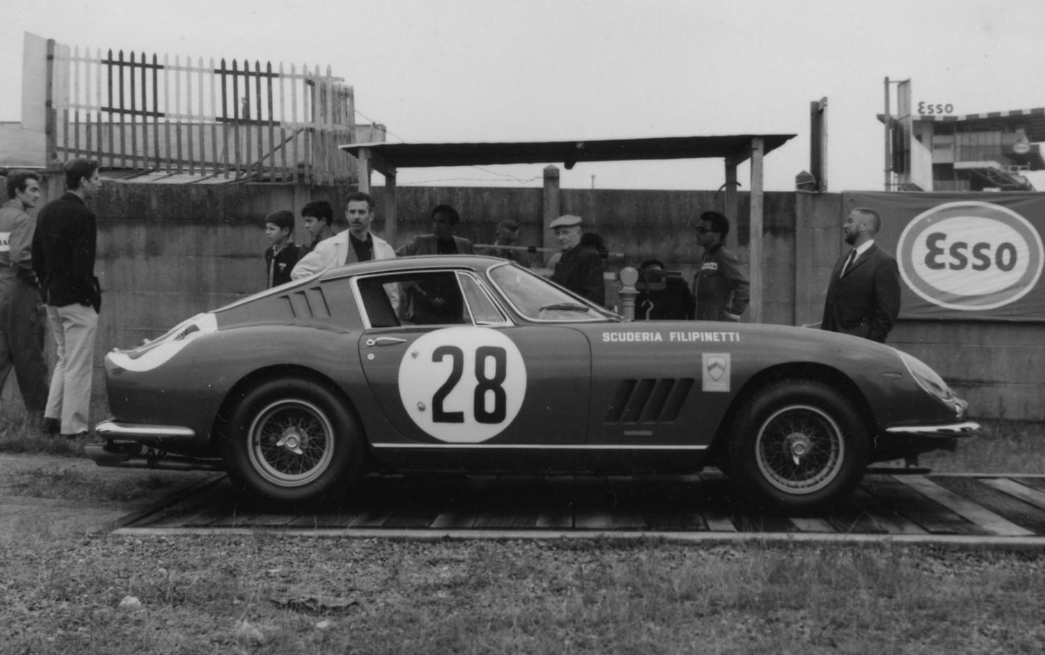 24 Heures du Mans - Une Ferrari 275 victorieuse de sa catégorie en 1967 aux enchères