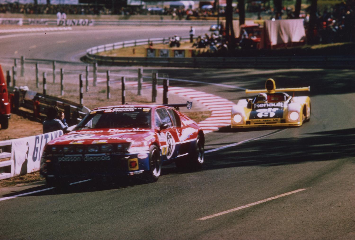 Alpine et les 24 Heures du Mans : histoires parallèles à Rétromobile