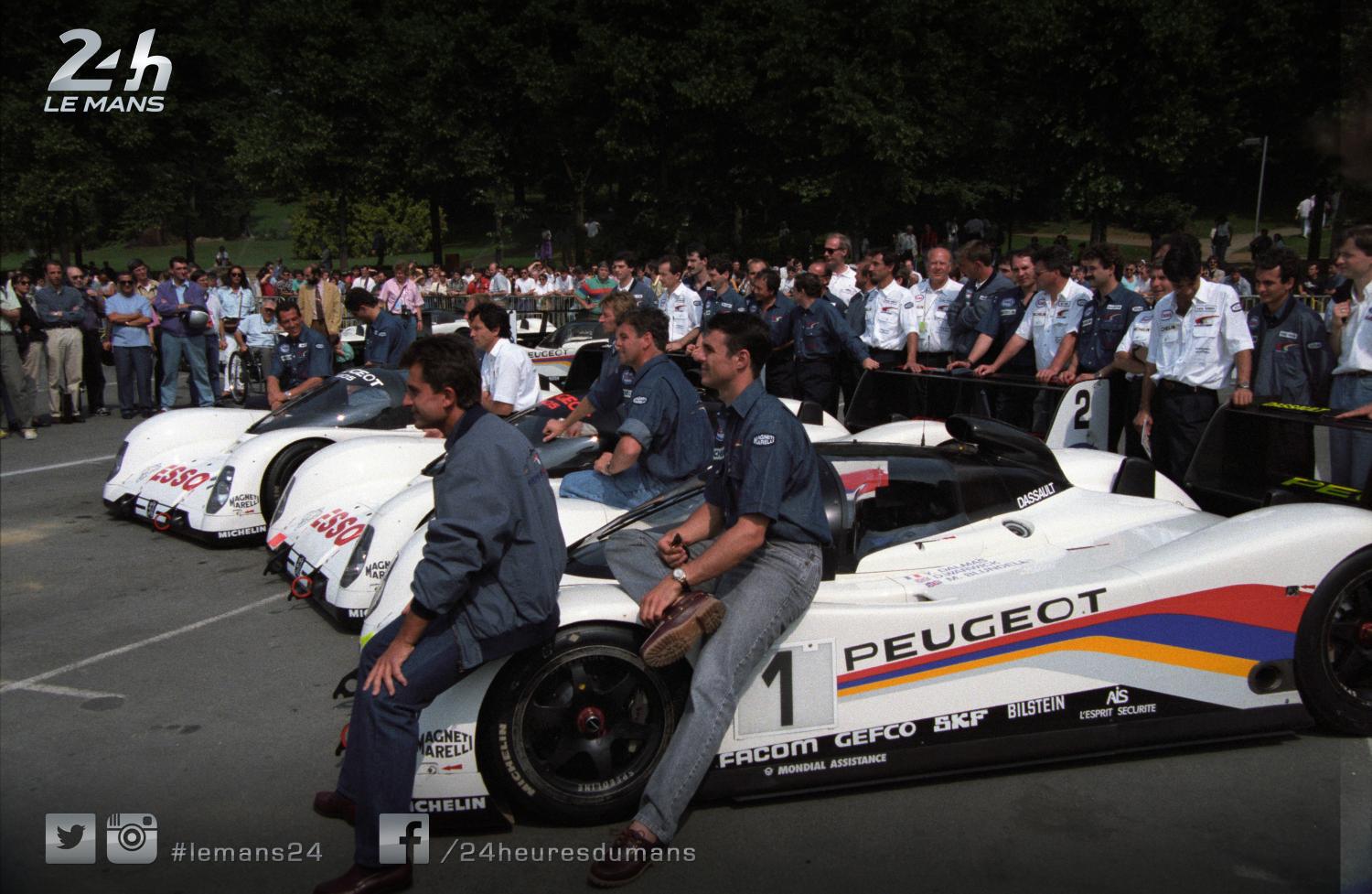Derek Warwick, victorieux au Mans en 1992, commissaire en F1 à Bahreïn