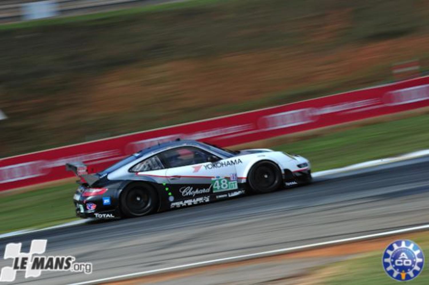 Emmanuel Collard defends title with Porsche