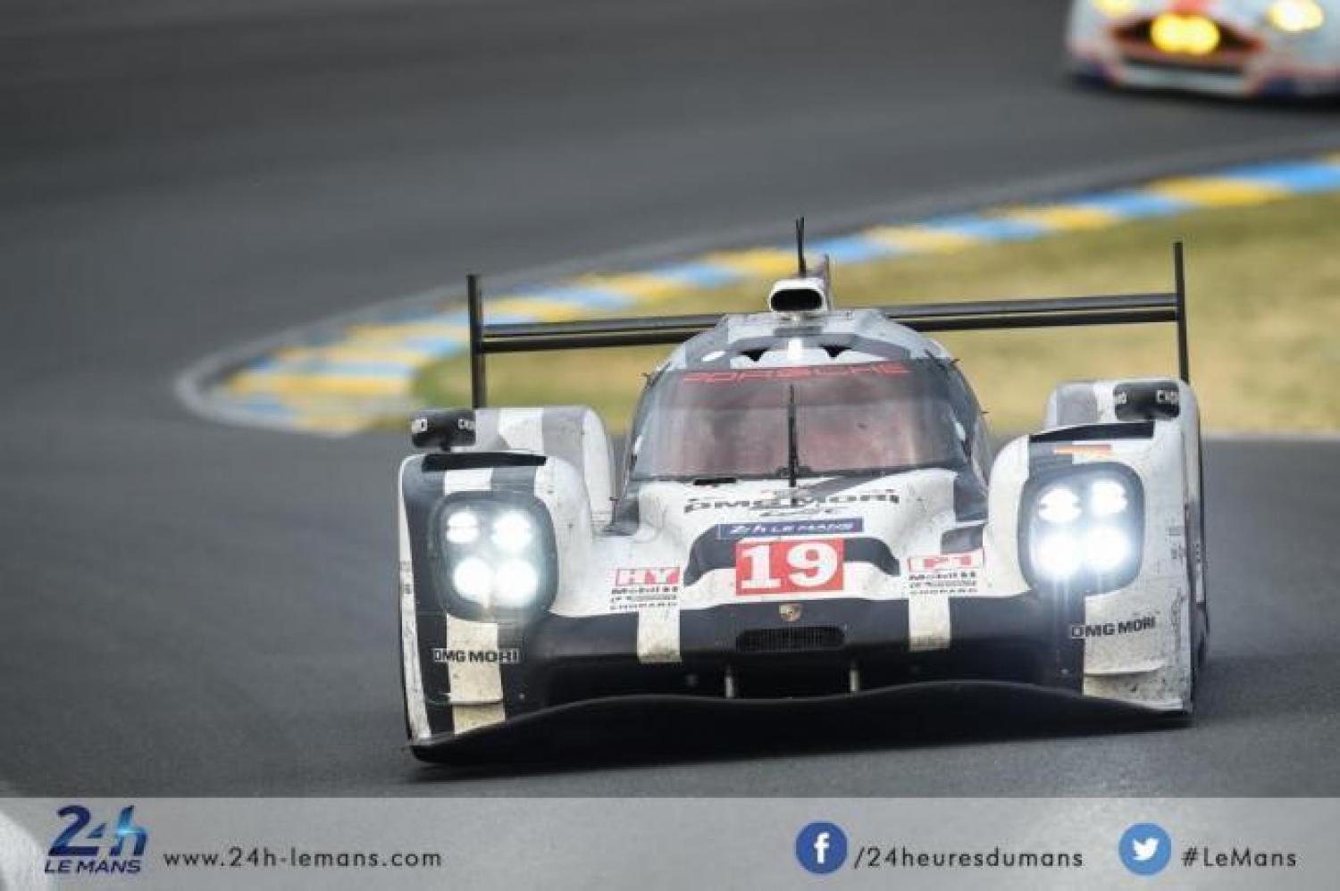 Hour 24: Porsche wins Le Mans!!