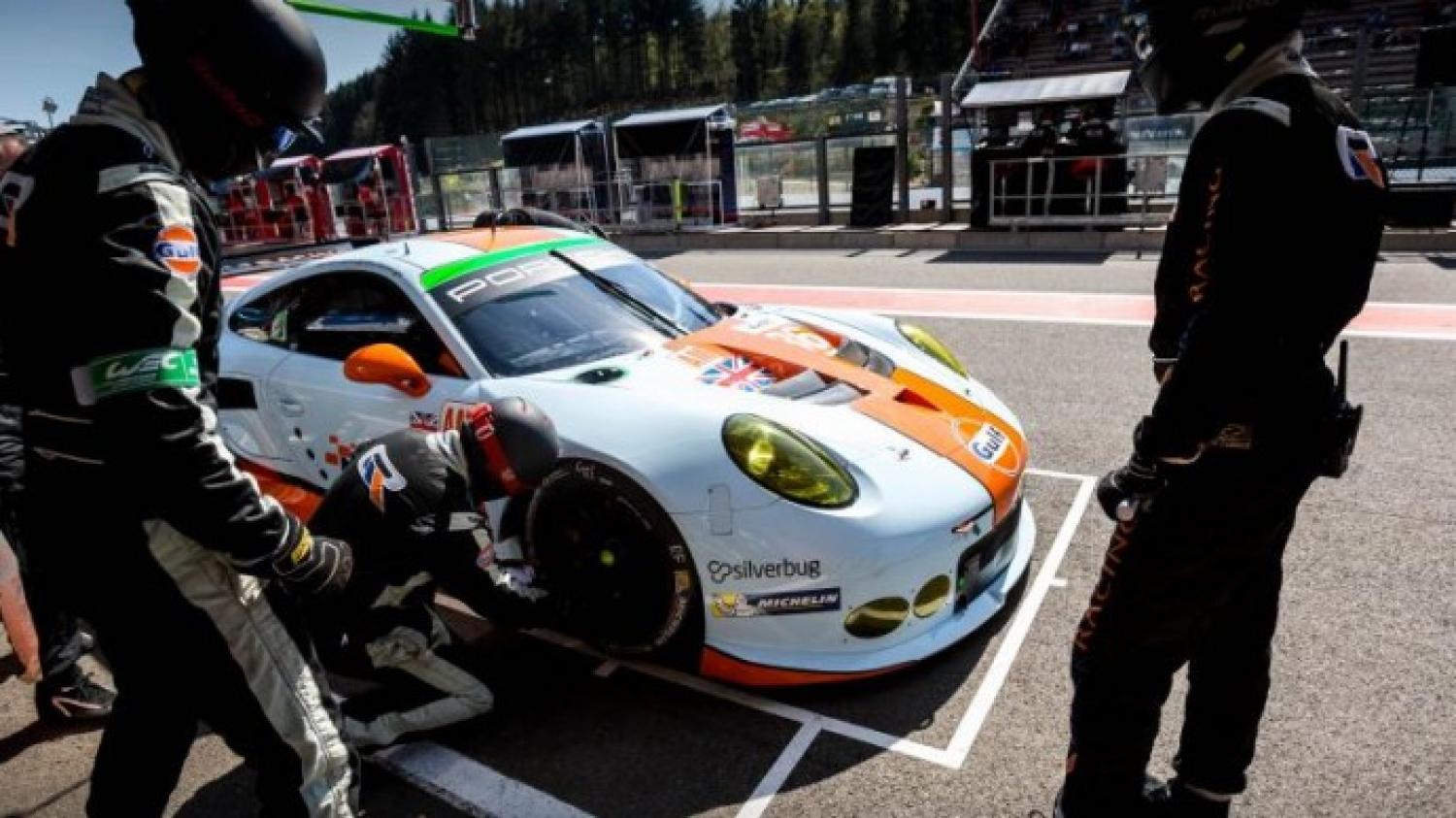 Team Presentation - LM GTE Am: Gulf Racing UK #86 Porsche 911 RSR