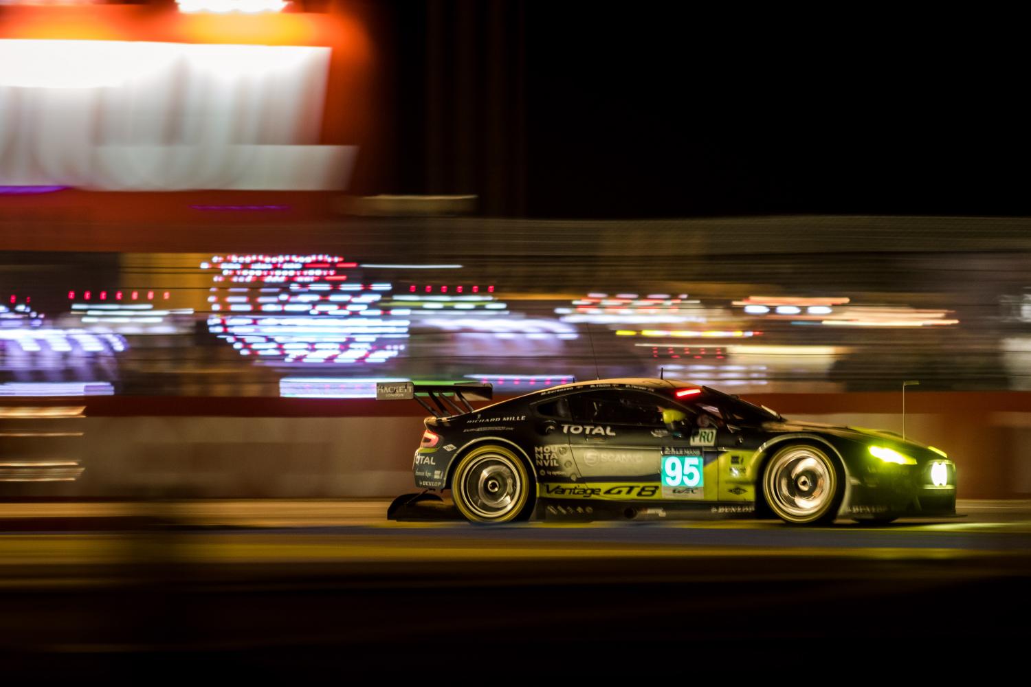 2016 Review - A successful season for the Aston Martin Vantage
