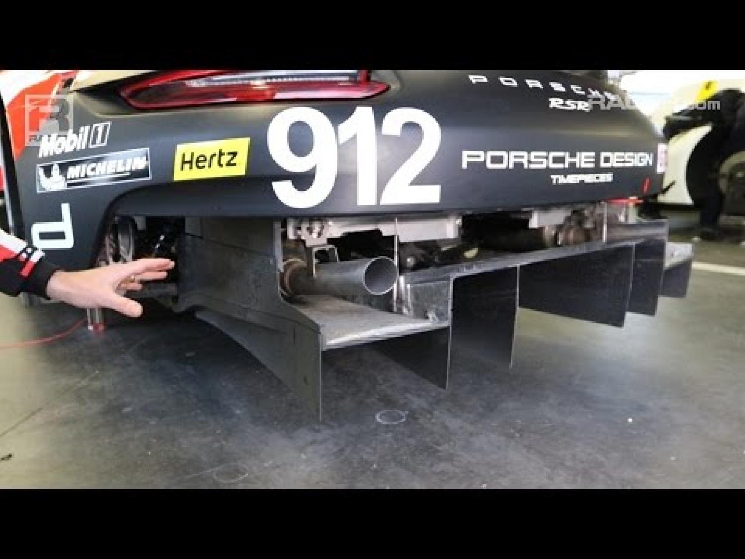 Revue de détail de la nouvelle Porsche 911 RSR (vidéo)
