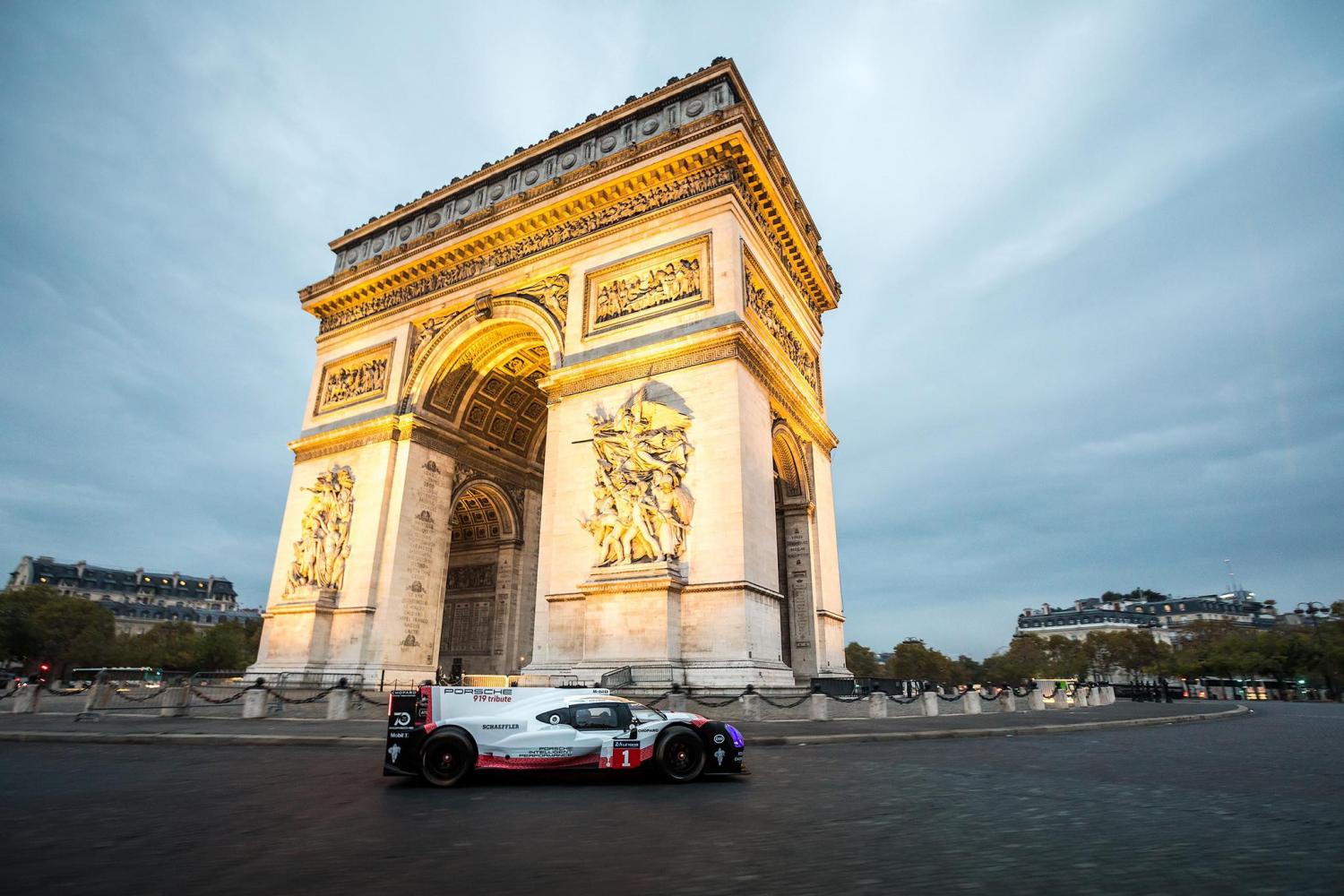 La Porsche 919 Hybrid à Paris : 13 kilomètres "à la mode" du Mans