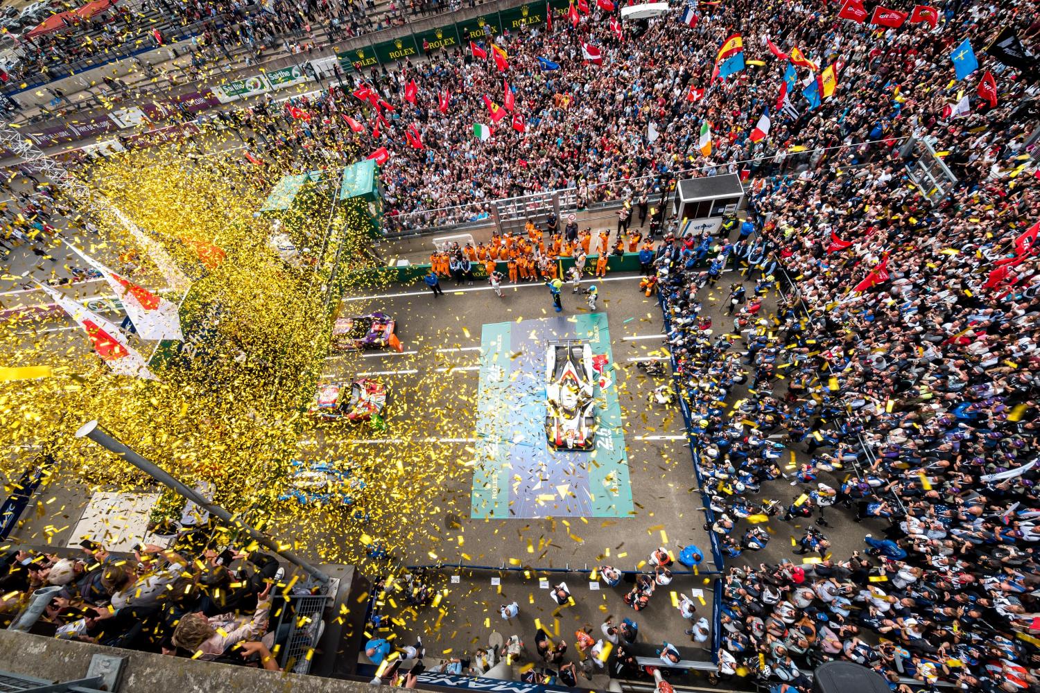 Alonso, Buemi, Nakajima vainqueurs du Mans et champions du monde !