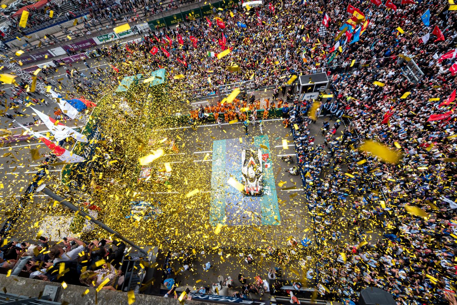 Alonso, Buemi and Nakajima Le Mans winners and world champions!