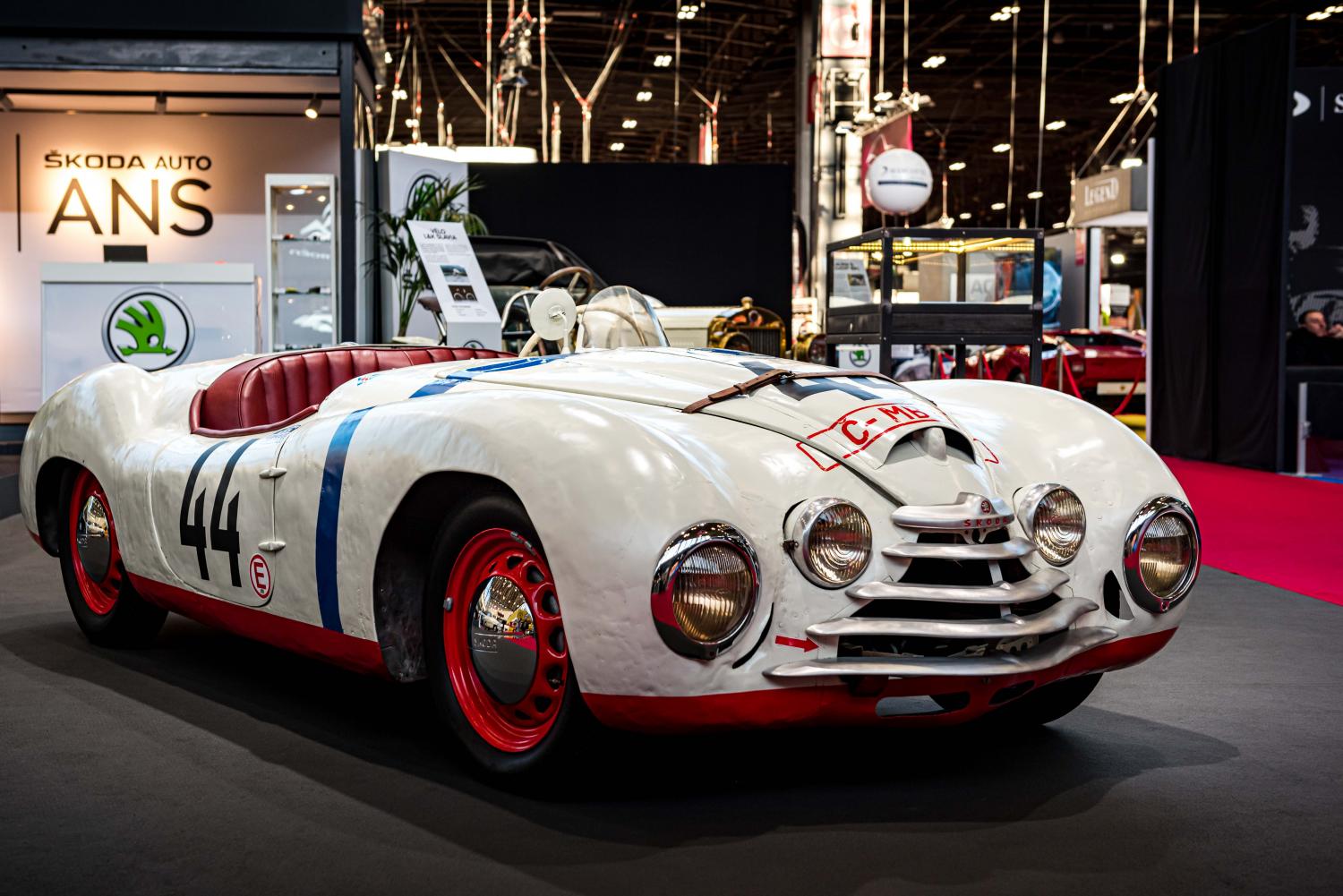 The 24 Hours of Le Mans at 2020 Rétromobile: 10 remarkable cars