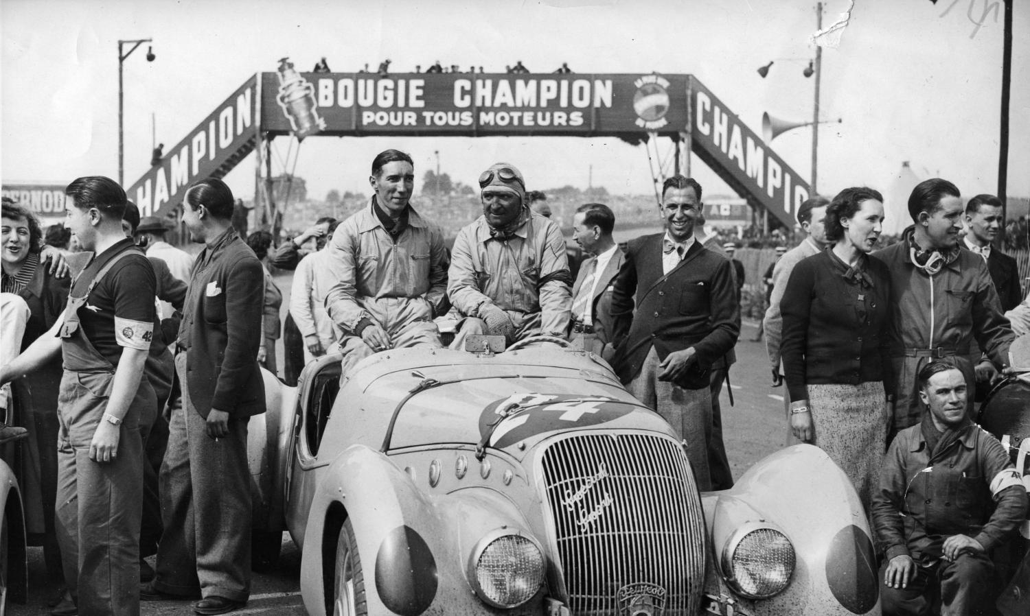 24 Hours of Le Mans 1937-1938: Charles de Cortanze and the Peugeot pioneers