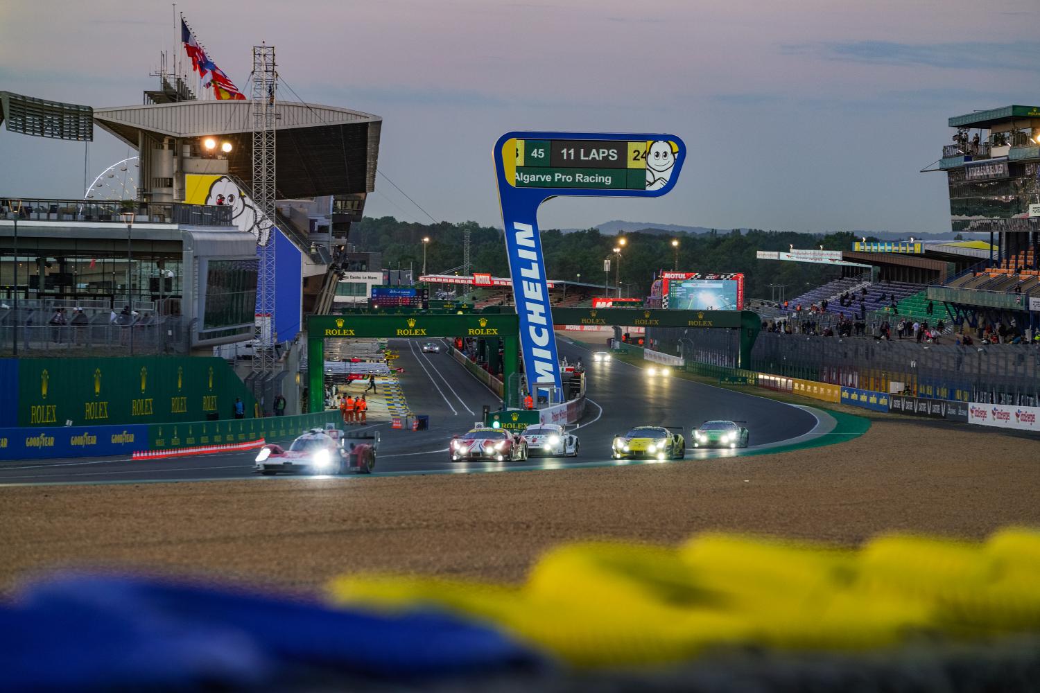 24 Heures du Mans H+16 : Alerte chez Toyota, Porsche à la faute