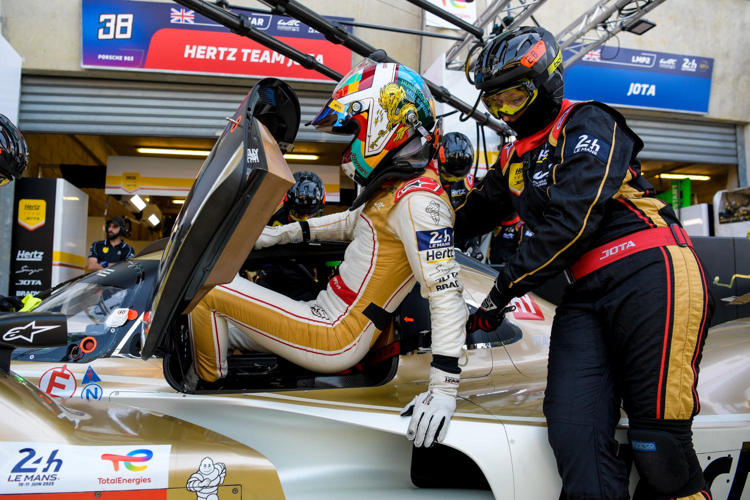 Yifei Ye named official Ferrari driver