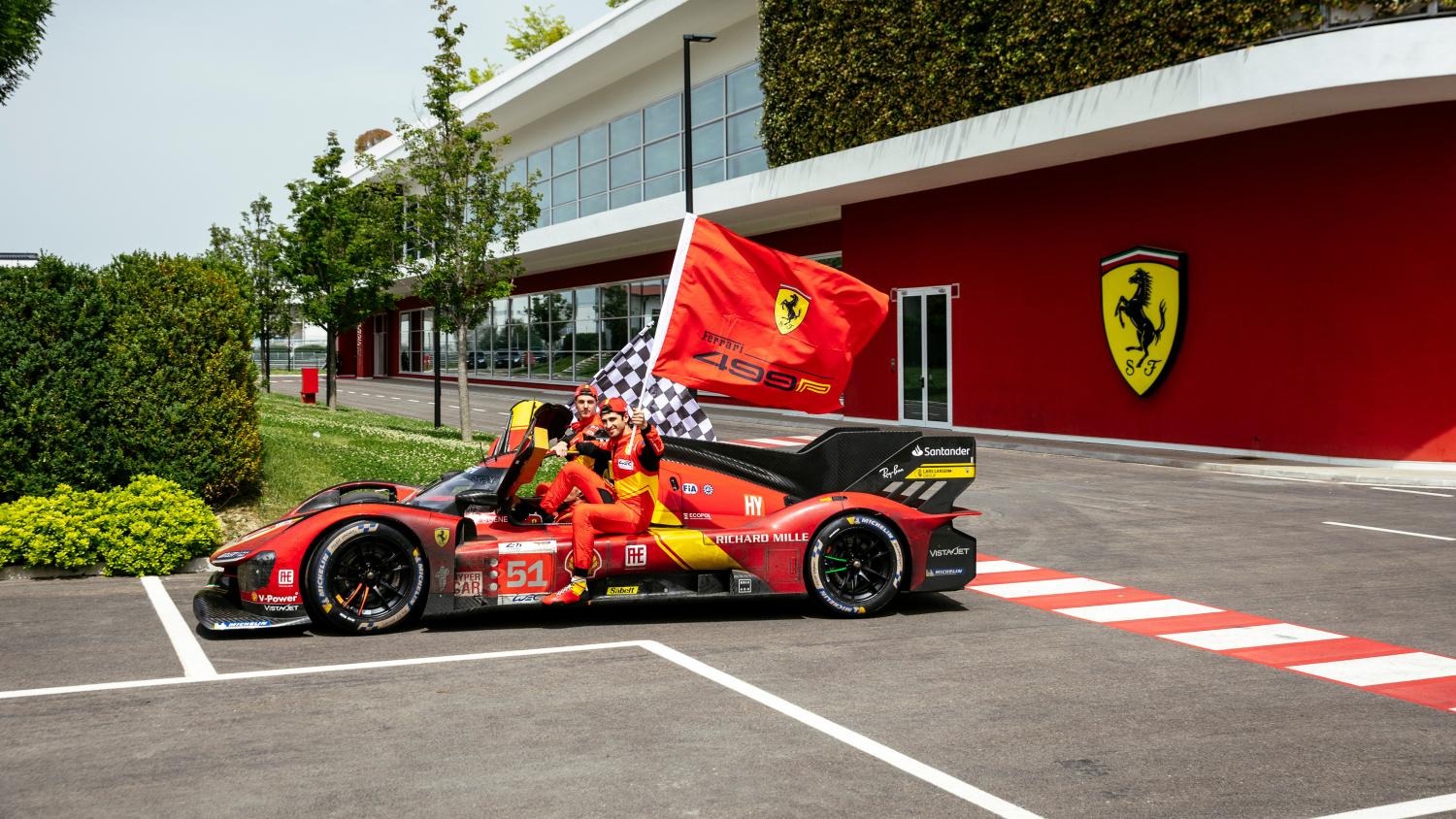 24 Hours of Le Mans – The winning #51 Ferrari 499P celebrated in Maranello