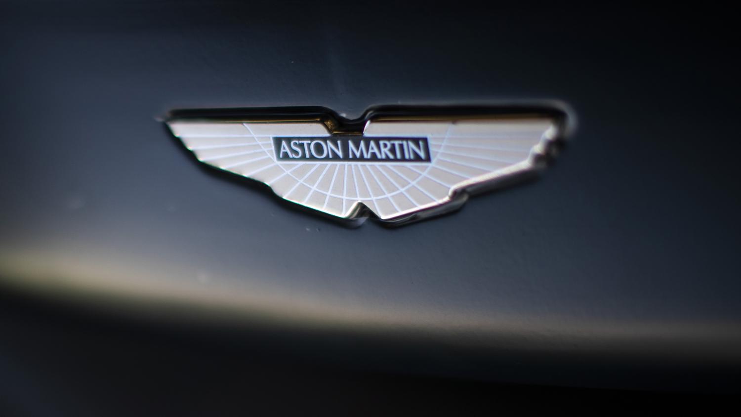 Aston Martin announces factory drivers for 2024
