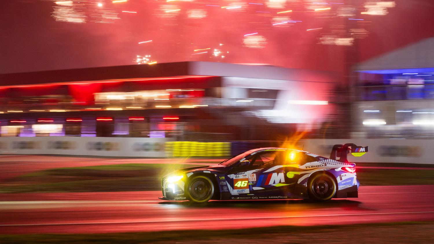H+12 : Porsche en tête, Valentino Rossi abandonne