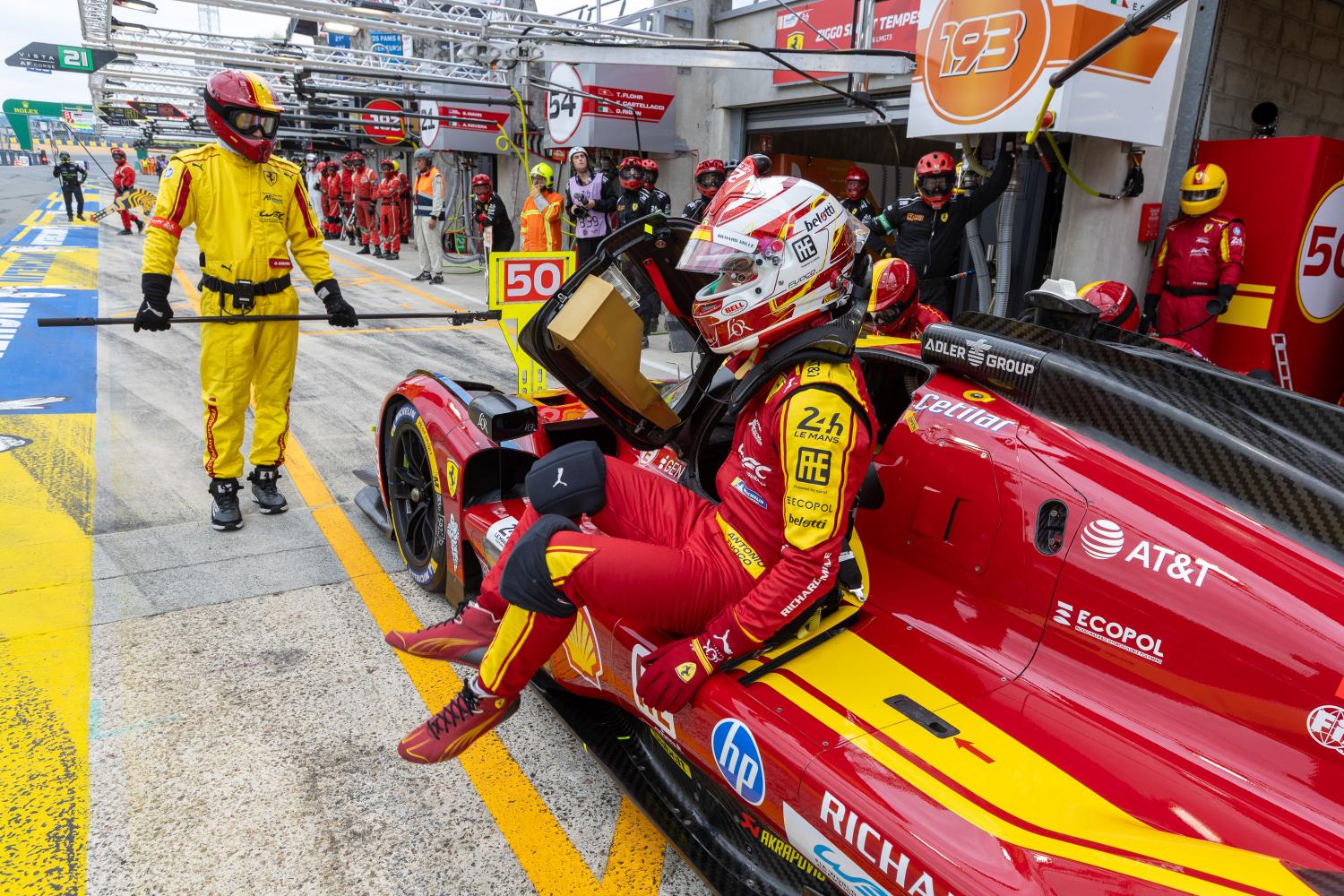 Quatre anciens vainqueurs des 24 Heures du Mans en piste au Grand Prix de Mexico
