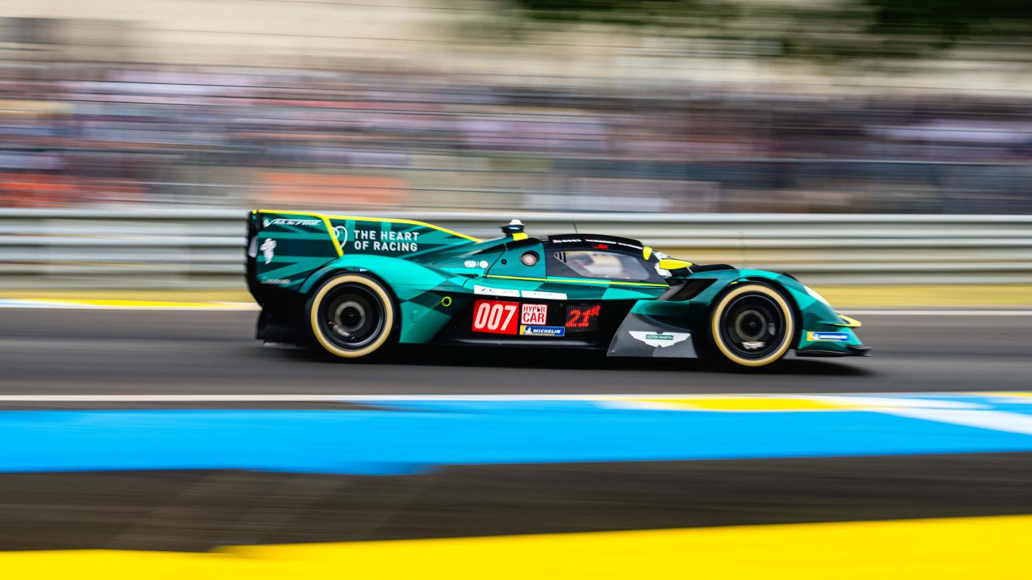 Aston Martin : une première saison prometteuse et une montée en puissance attendue