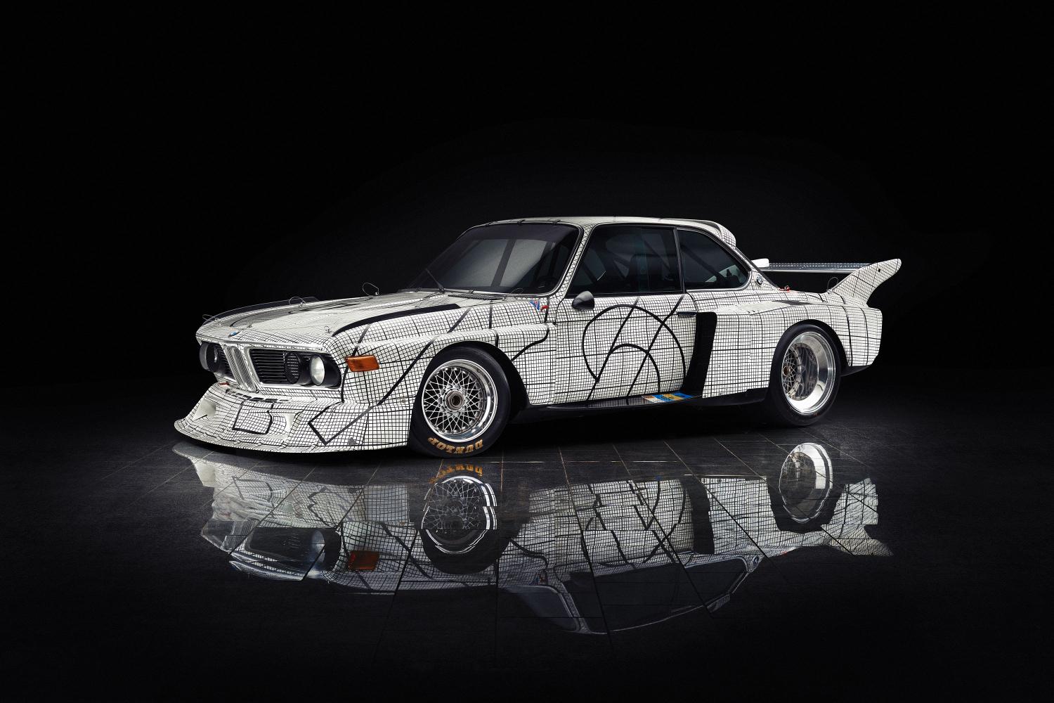 Les BMW Art Cars des 24 Heures du Mans – BMW 3.0 CSL Frank Stella : l’art de la ligne