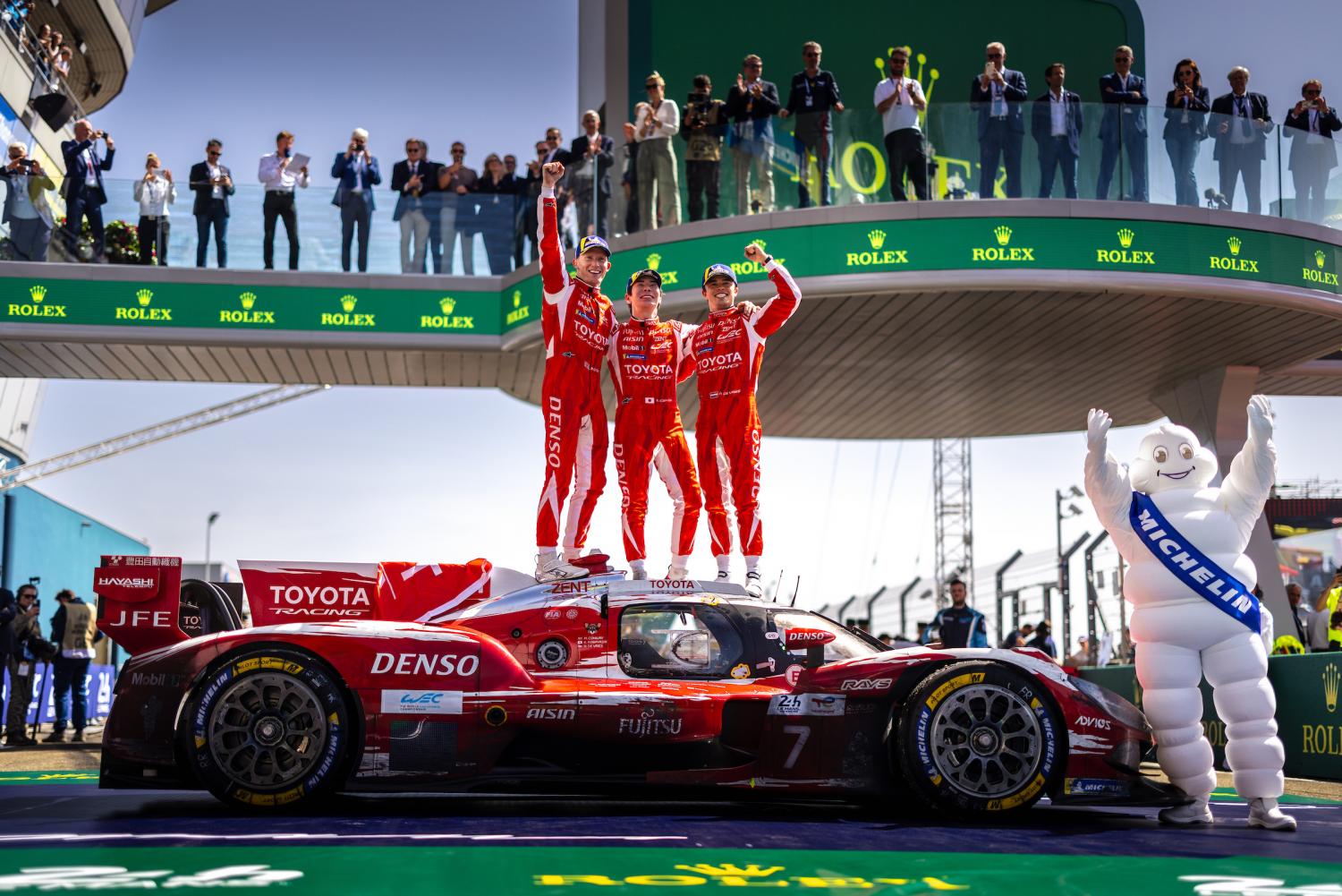 Replay intégral des 24 Heures du Mans 2026 : revivez la course