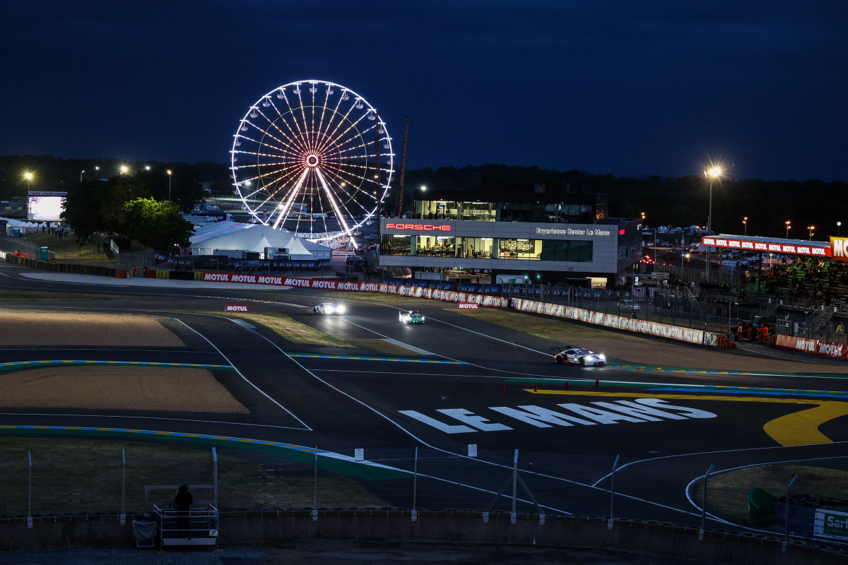 La nuit peut être bien mieux vécue par votre bambin, si vous l'emmenez à la fête foraine.