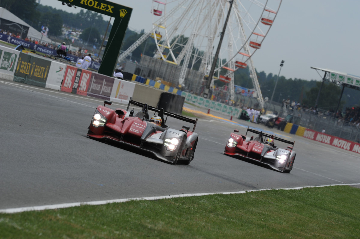 L'Audi R15+ TDI reste, à ce jour, la détentrice du record de la distance.