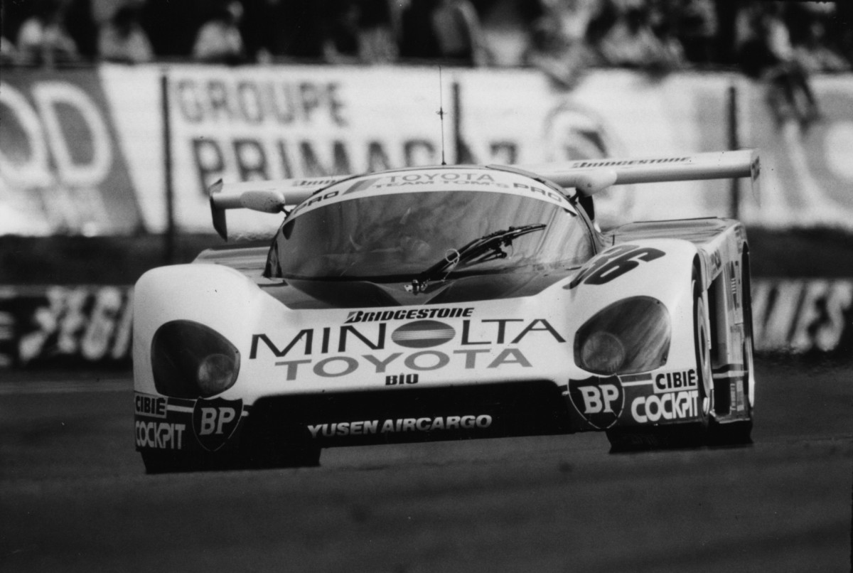 The Toyota 88C achieved a better performance in 1988. Dome was once again behind this car designed by the genial Hiro Fujimori. The 2.1 L straight-four engine showed improved reliability.