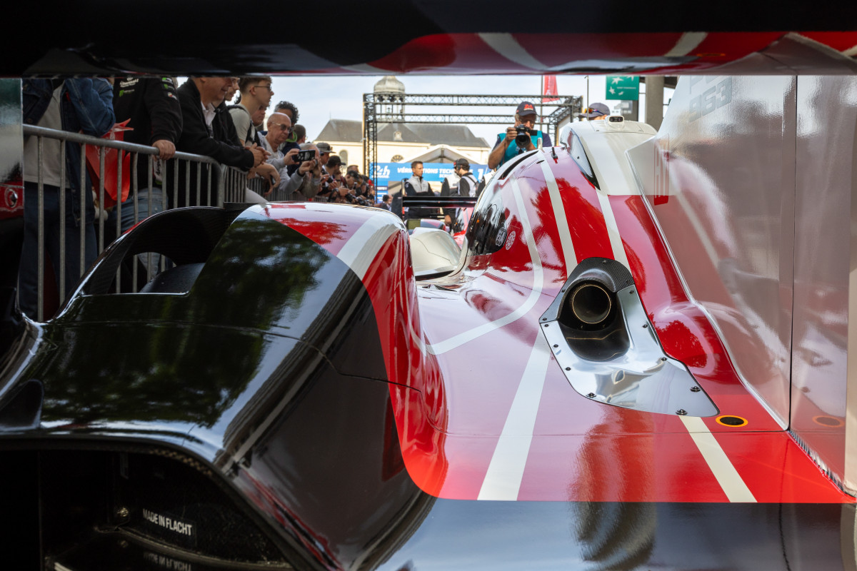 You can see at the rear left the words “Made in Flacht” in reference to the location of the Porsche Motorsport Centre.