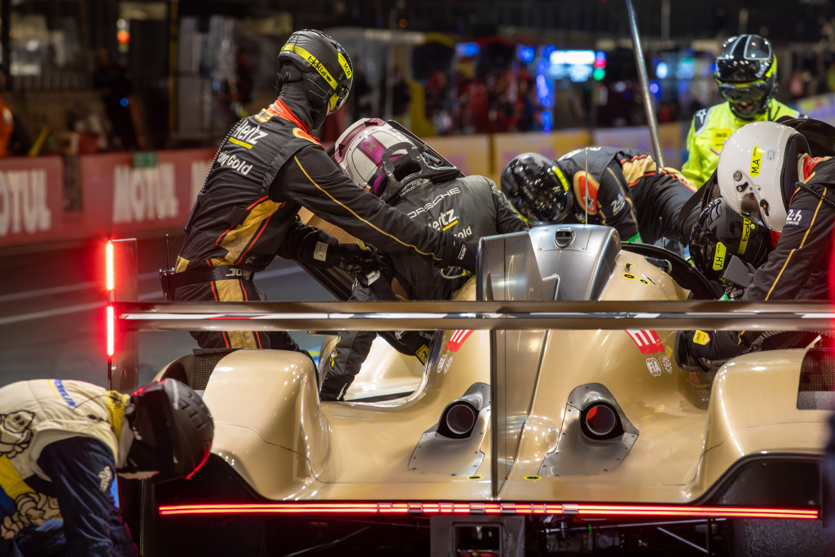 Une autre manière de dire qu'ils n'abandonneront pas. La réputation de l'équipe n'est plus à faire, elle qui s'est déjà imposée trois fois en catégorie LMP2 aux 24 Heures du Mans.