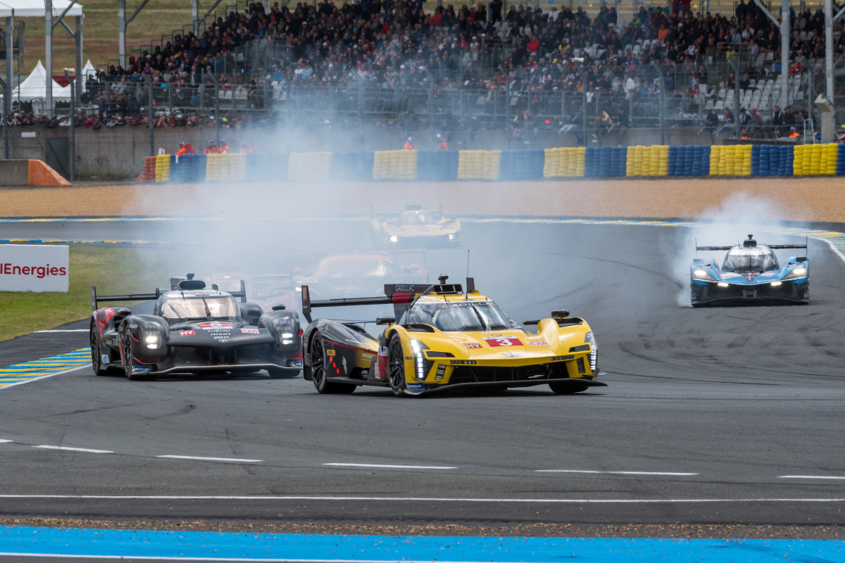 Dans le stress du départ aux 24 Heures du Mans.
