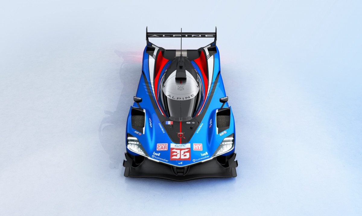 L'Alpine A424 Hypercar d'Alpine Endurance Team dans sa livrée 2025 pour les 24 Heures du Mans et le Championnat du monde d'endurance FIA WEC.