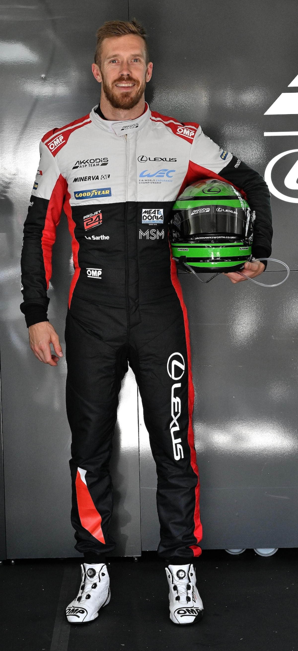 Jack Hawksworth will again be at the wheel of a Lexus RC F GT3 in the 93rd 24 Hours of Le Mans. He will replace Ben Barnicoat.