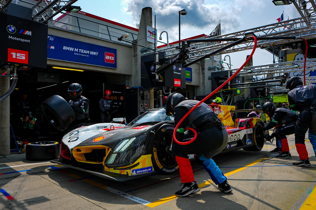 The #20 BMW team will have to work quickly to problem solve their engine issues.