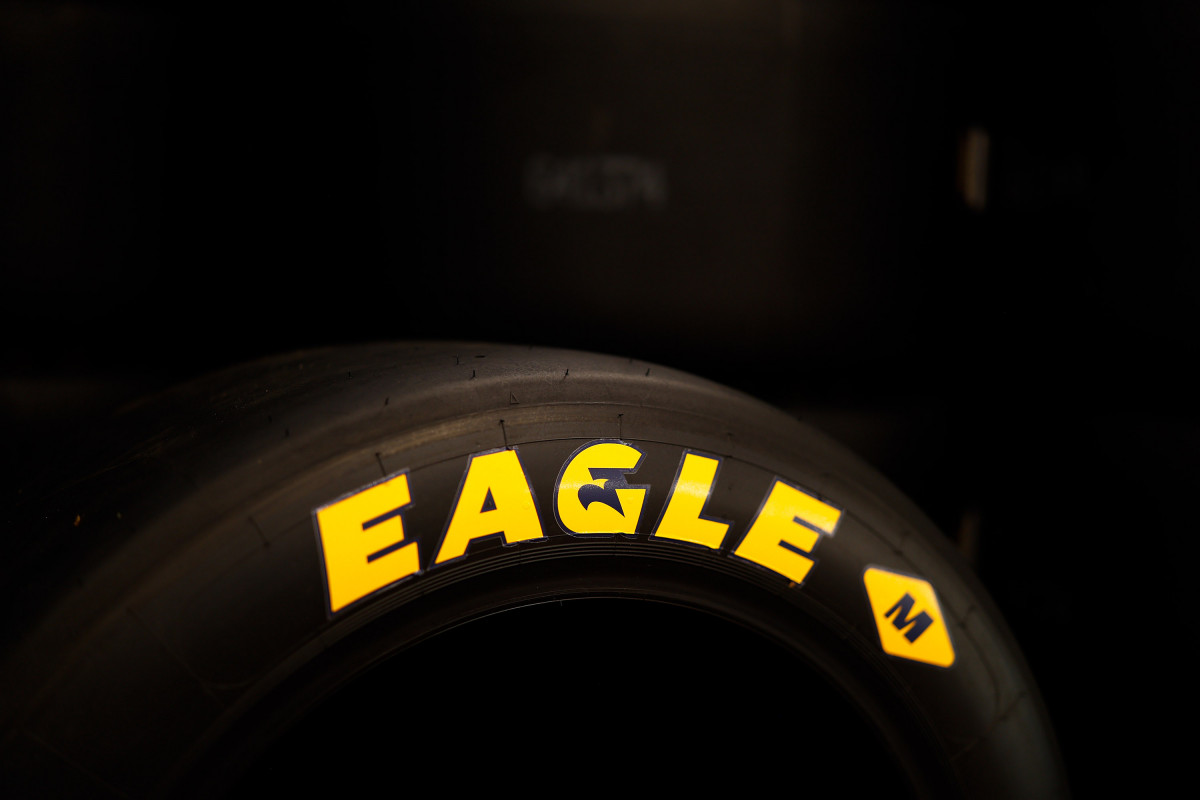La nouvelle génération de pneus Goodyear Eagle allie performance constante et composition à partir de matériaux durables de pointe.